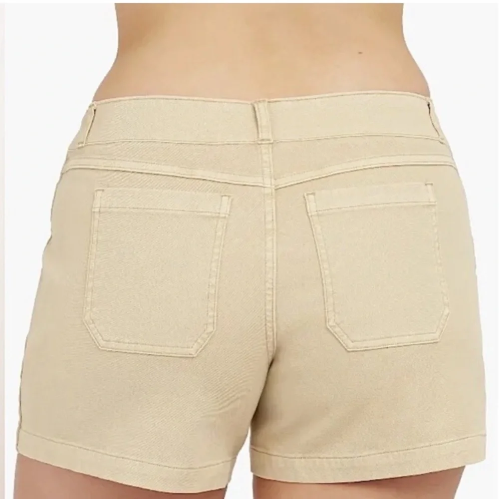 nwt SPANX 6” Twill Short in Almond Stretch Cargo Short Cream Tan 20358R Size XS - Picture 11 of 13